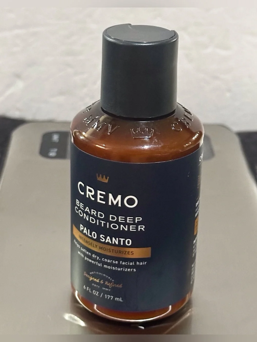 Cremo palo looking